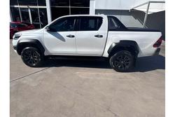 2024 Toyota
Hilux Rogue 48V