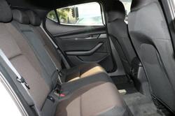 2024 Mazda
3 G20 Evolve