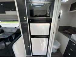 2021 SILVER VALLEY CARAVANS BAROSSA