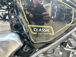 2025 Royal Enfield CLASSIC 650