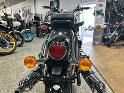 2025 Royal Enfield CLASSIC 650