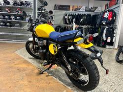 2025 Royal Enfield 2025 ROYAL ENFIELD 650CC INTERCEPTOR BEAR 650 WILD HONEY