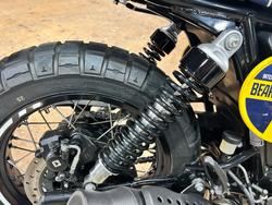 2025 Royal Enfield 2025 ROYAL ENFIELD 650CC INTERCEPTOR BEAR 650 WILD HONEY