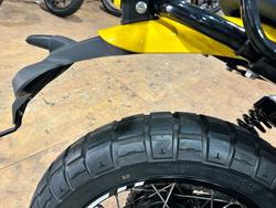 2025 Royal Enfield 2025 ROYAL ENFIELD 650CC INTERCEPTOR BEAR 650 WILD HONEY