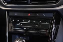 2025 Volkswagen T-Roc 140TSI R-Line
