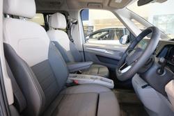 2025 Volkswagen Multivan TDI360 Life