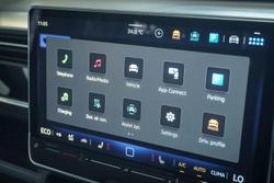 2025 Volkswagen ID. Buzz Pro BEV560