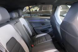 2025 Volkswagen Golf 110TSI R-Line