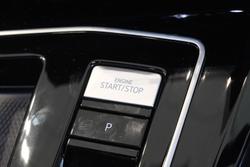 2025 Volkswagen Golf 110TSI R-Line