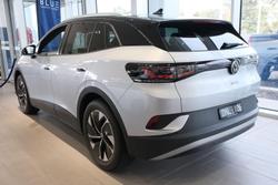 2025 Volkswagen ID.4 Pro