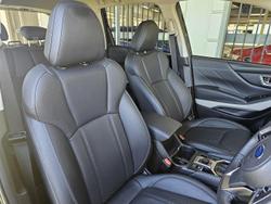 2025 Subaru Forester 2.5i Luxury Special Edition S5 MY24 AWD Crystal Black