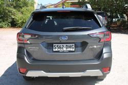 2025 Subaru Outback AWD Touring