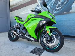 2013 Kawasaki NINJA 300 Green