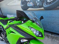 2013 Kawasaki NINJA 300 Green