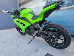 2013 Kawasaki NINJA 300 Green