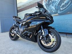 2022 Yamaha YZF-R7LA Black