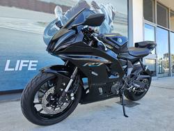 2022 Yamaha YZF-R7LA Black