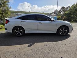 2018 Honda
                Civic RS