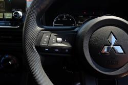 2025 Mitsubishi Triton GLX