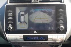 2021 Toyota
Landcruiser Prado VX