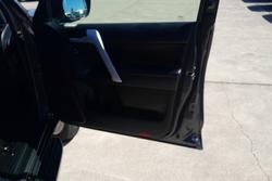 2021 Toyota
Landcruiser Prado VX