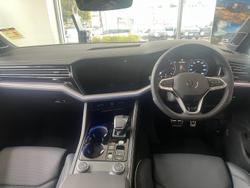 2025 Volkswagen Touareg 210TDI R-Line