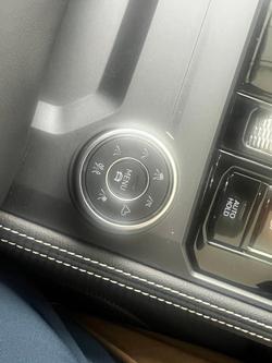 2025 Volkswagen Touareg 210TDI R-Line