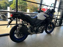 2024 Suzuki V-STROM 650XT (DL650XA) BLUE