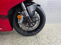 2021 DUCATI PANIGALE V2 RED