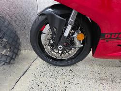 2021 DUCATI PANIGALE V2 RED