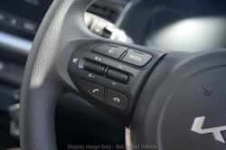 2025 Kia
                Stonic S