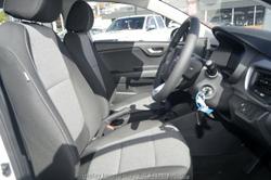 2025 Kia
                Stonic S