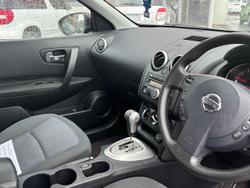 2011 Nissan Dualis ST