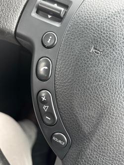 2011 Nissan Dualis ST