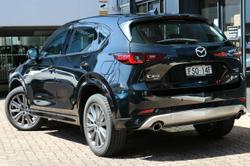 2025 Mazda
CX-5 G25 Akera