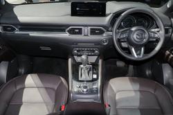 2025 Mazda
CX-5 G25 Akera