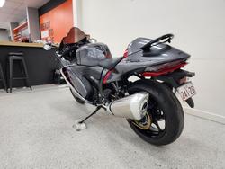 2022 Suzuki GSX1300 (HAYABUSA) silver