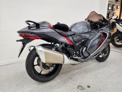 2022 Suzuki GSX1300 (HAYABUSA) silver