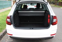 2019 SKODA Octavia 110TSI NE MY19 Moon White