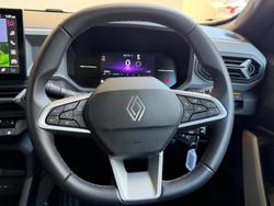 2025 Renault Duster Evolution