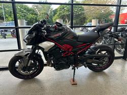 2025 Kawasaki Z900 (ZR900) BLACK