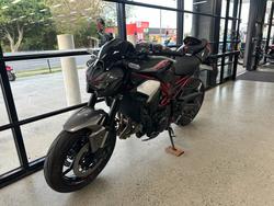 2025 Kawasaki Z900 (ZR900) BLACK
