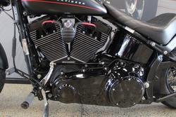 2011 Harley-davidson FXS BLACKLINE BLACK
