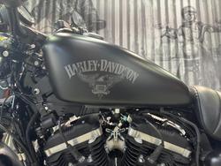 Harley-davidson 2017 HARLEY DAVIDSON 883CC XL883N BLACK DENIM Black