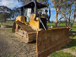 2011 Caterpillar
                D6t Lgp 