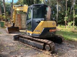 2016 Yanmar V10 80-1 8 Ton Zero Swing