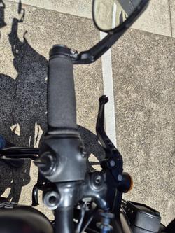 2024 Royal Enfield
                Classic 350 Dark 