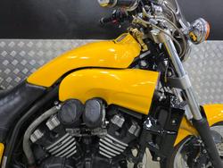 2006 Yamaha 2006 Yamaha 1200cc VMAX YELLOW