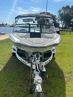 2023 Malibu Response TXi Open Bow
