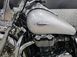 2010 Triumph THUNDERBIRD BLACK